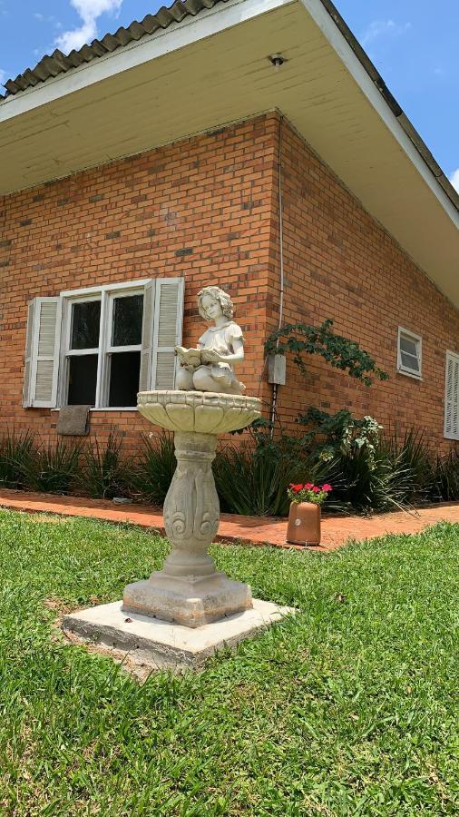Hotel Pousada La Vierro ปอนตากรอสซา ภายนอก รูปภาพ