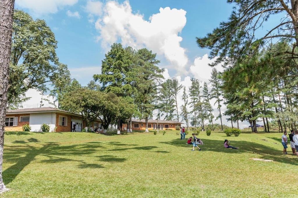 Hotel Pousada La Vierro ปอนตากรอสซา ภายนอก รูปภาพ